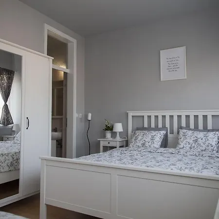 Master Apartman Sisak Exterior foto